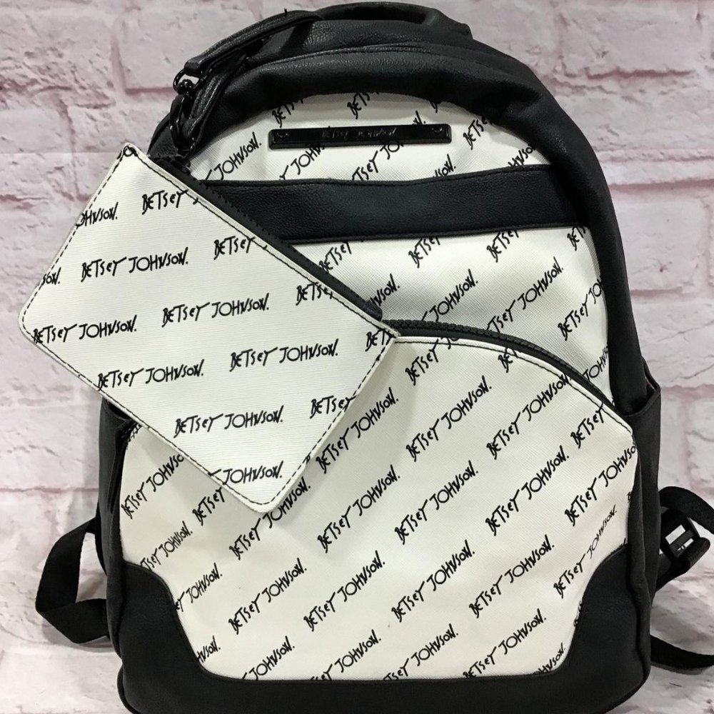 Betsey Johnson Logo Bone And Black Shoulder Backpack w/ Matching Change Purse